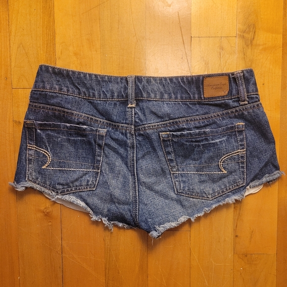 Jean shorts size 6 - Picture 2 of 2